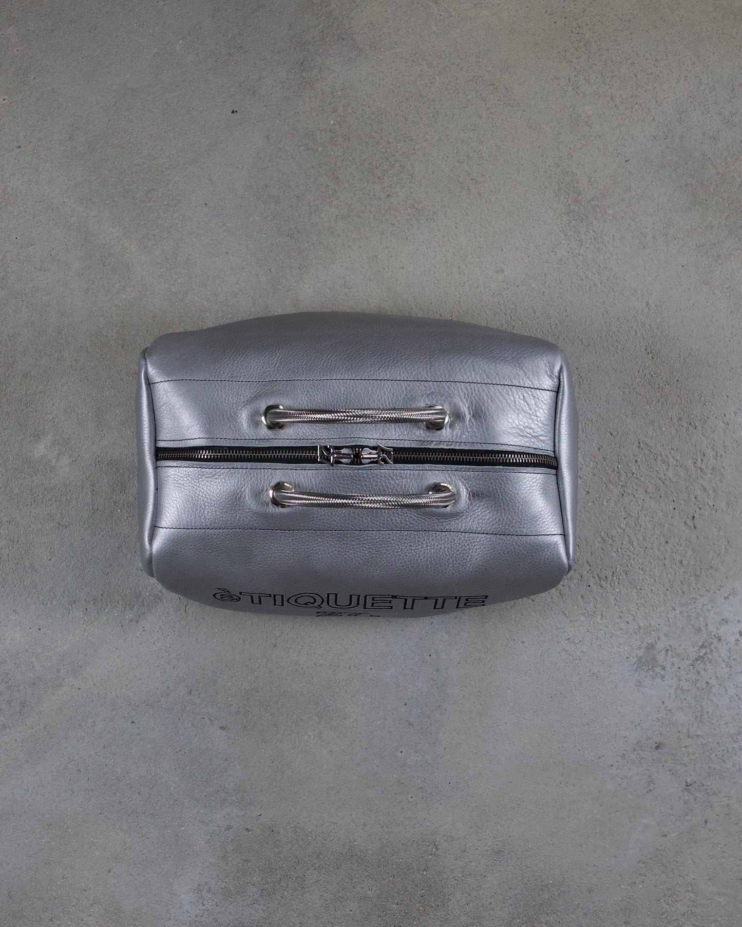 TRAVEL BAG