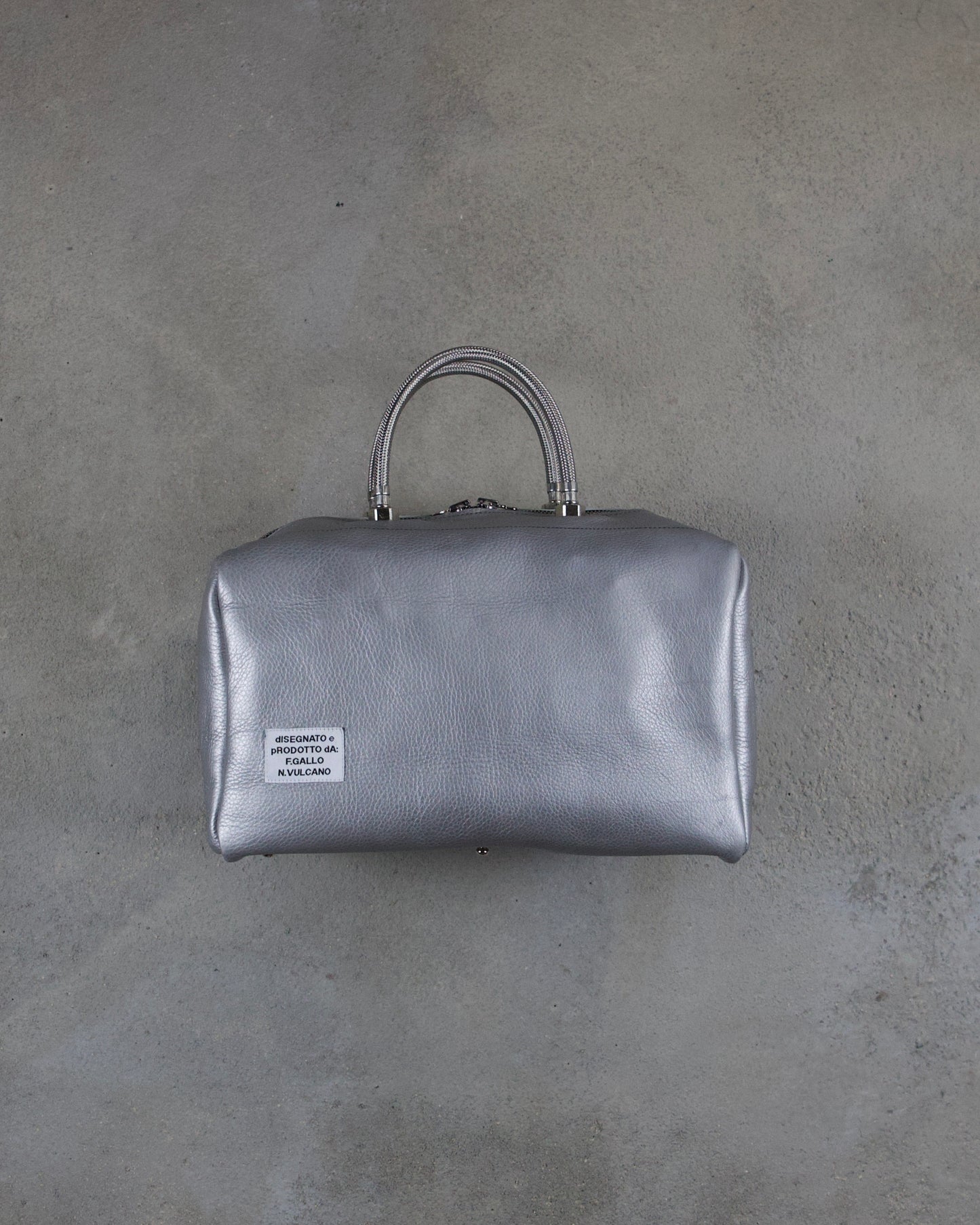 TRAVEL BAG