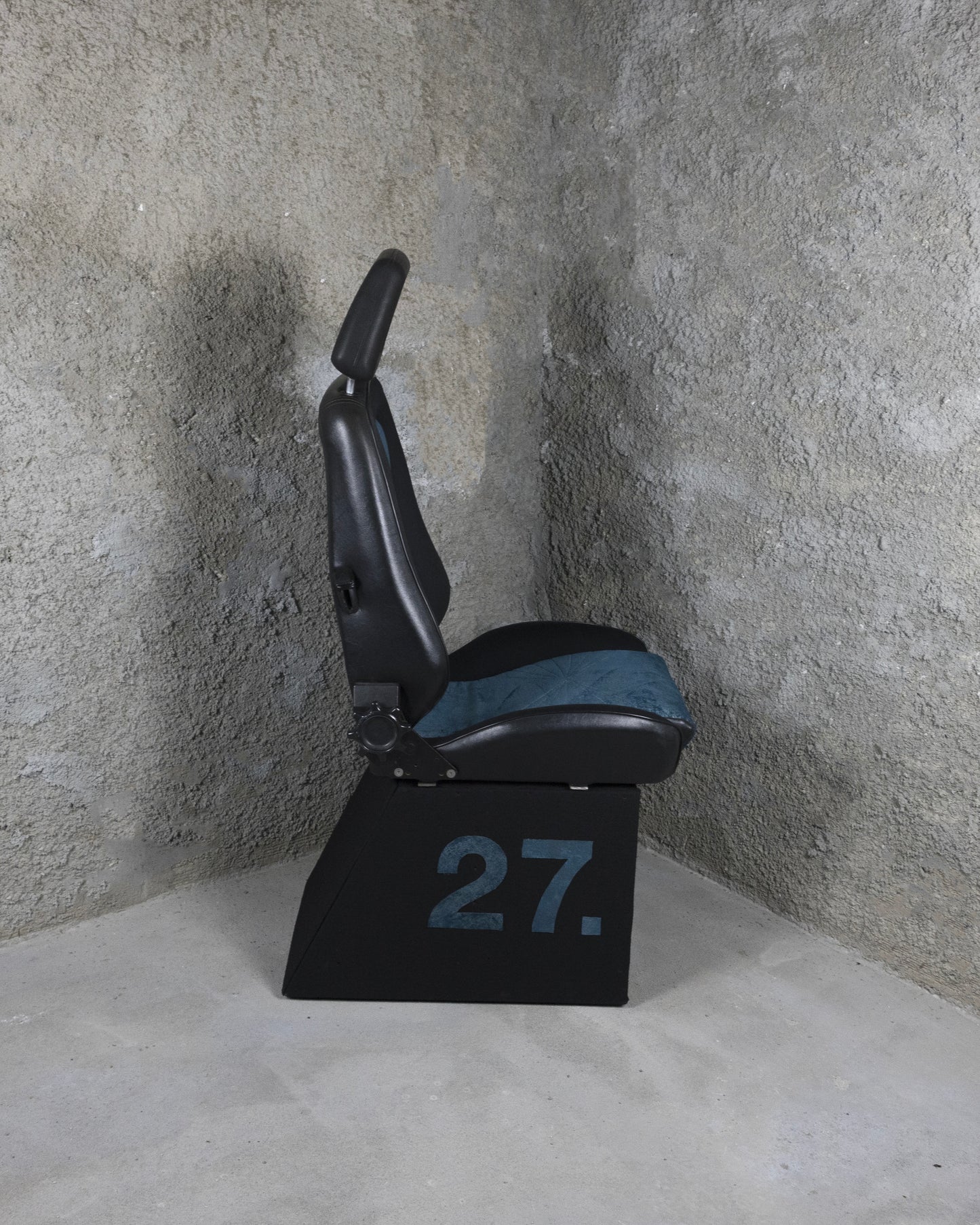 Vingt Sept SEAT