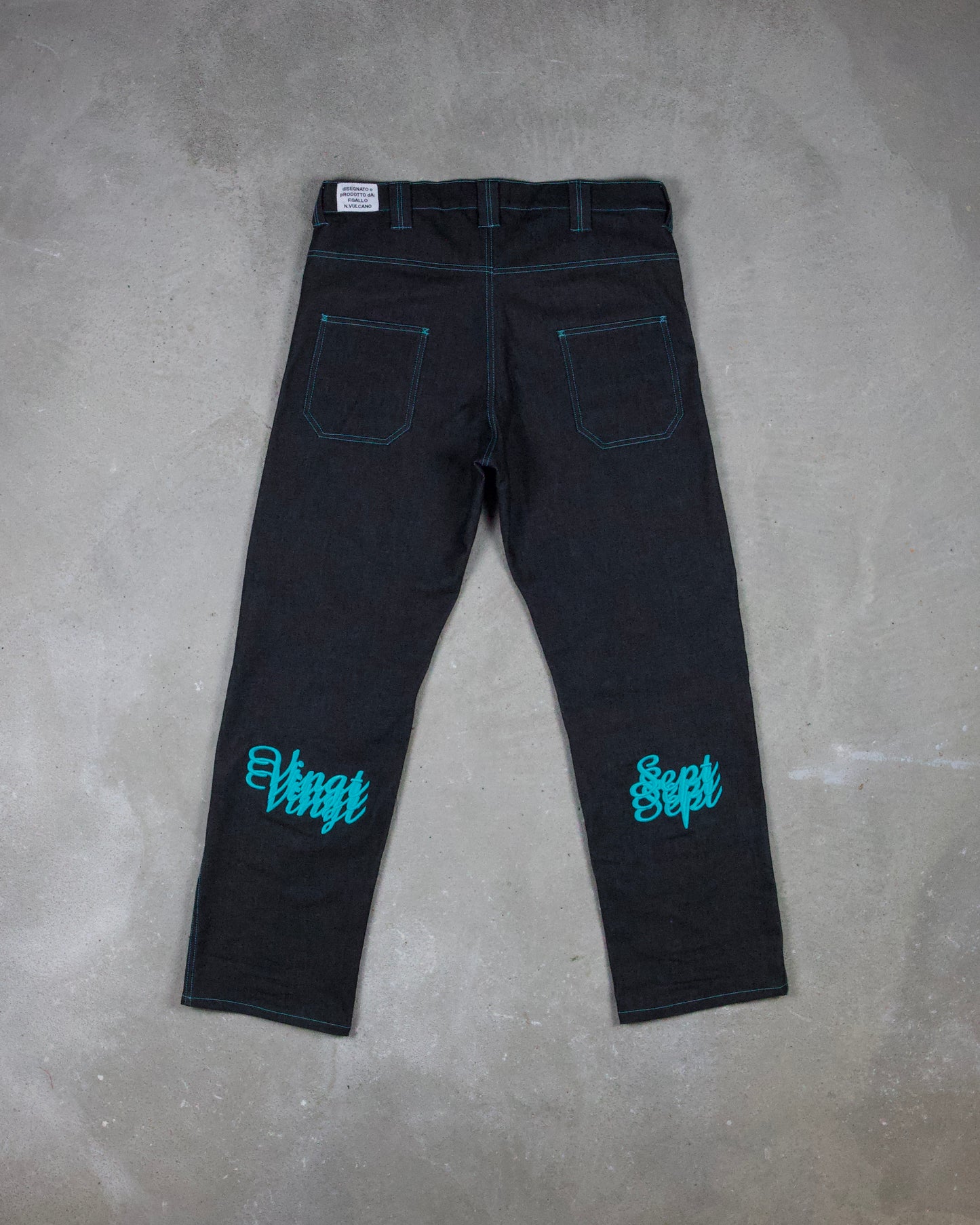 BLURRED DENIM
